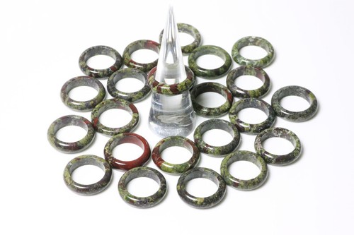 Drachenblut edelsteinring - *drachenblut,