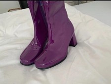 Violette Lackstiefelletten aus England Lackleder Vinyl Glanz Stiefeletten Gr. 37