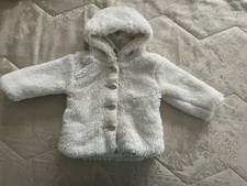 Baby-Kapuzenjacke aus
