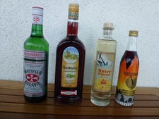 4 Stück verschiedene Spirituosen - noch verschlossen - aus Haushaltsauflösung