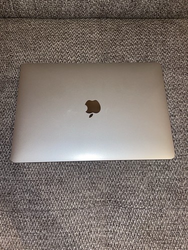 Macbook air 2020 - m1,