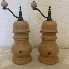 2 Zassenhaus Pfeffermühle  Salzmühle Modell Speyer Buche Hell