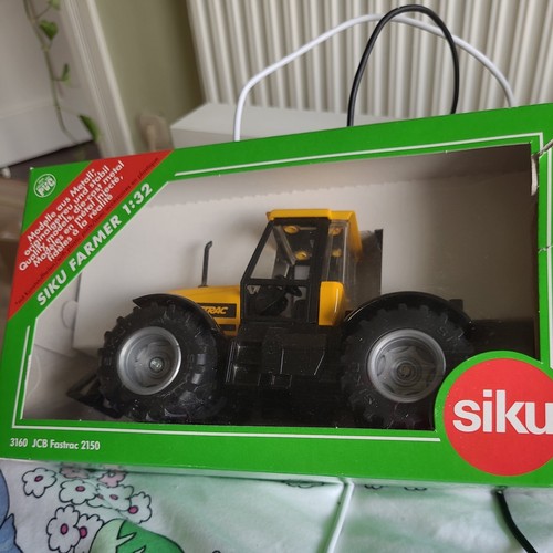 Siku farmer 3160 - siku, fastrac