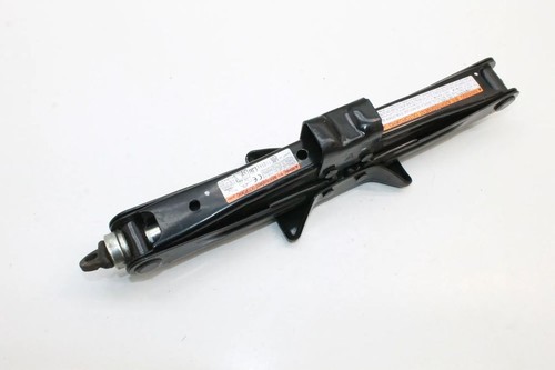Toyota yaris xp210 2024 - xp210,