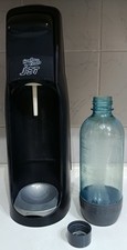 SodaStream Trinkwassersprudler, Schwarz, Inkl. 2 Flaschen