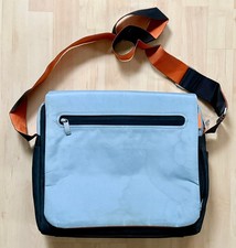 BELKIN Messenger Bag mit extra