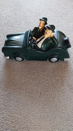 Stan und olli auto - stan,