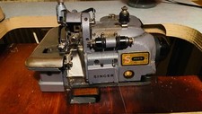 Industrie Overlock Nähmaschine Singer 460K75