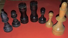 7 Alte Schachfiguren aus Holz Läufer /König / Dame ? 8cm Bauer 4cm Turm 5cm Hell