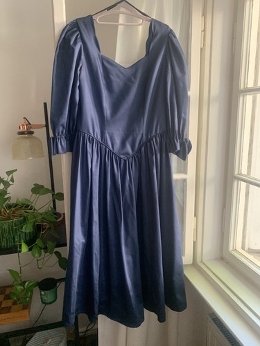 Laura ashley kleid in - ,,