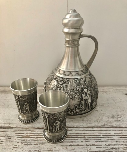 Zinnkrug mit becher - mit,