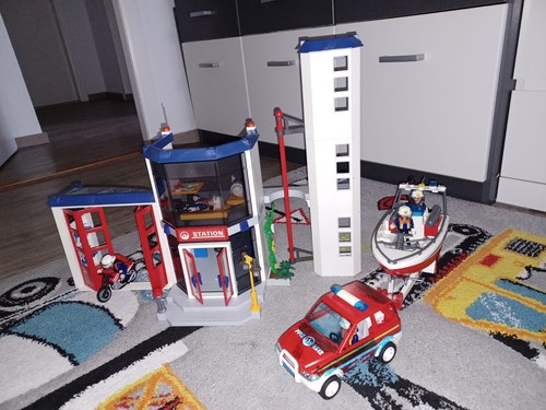 PLAYMOBIL