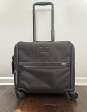 Tumi black business case - 16",