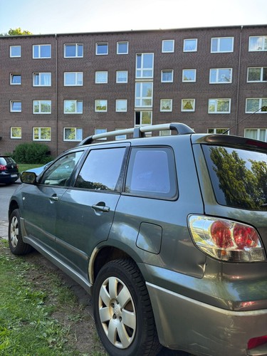 Mitsubishi outlander - mitsubishi,