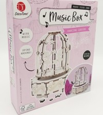 3D Puzzle Bausatz Plywood Spieluhr Spieldose Tänzerinnen Karussell Melodie NEU