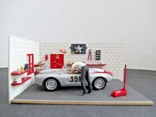 Modellautos 1:43 Diorama Werkstatt mit Porsche Speedster