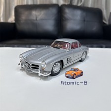 Minichamps 1:18 Mercedes Benz