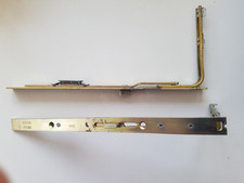 1 Roto Mittelverschluss D605B10 105/260 m. 1 Schließzapfen Eckumlenkung