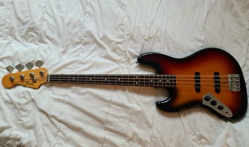 Fender jazz bass - fender, left
