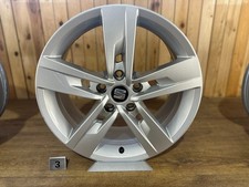 1x Alufelge Original Seat Leon 5F Alufelge Dynamic ll 7x17 ET49 5F0601025T