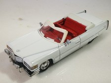 NewRay 1:43 1976 Cadillac