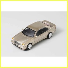 Shadow 1:64 Mercedes-Benz E55
