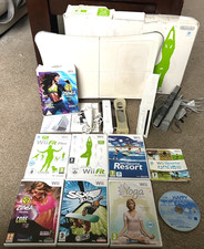 Wii Sports Resort Konsole Bundle mit passendem Board, Controller + Motion & 9 Spielen