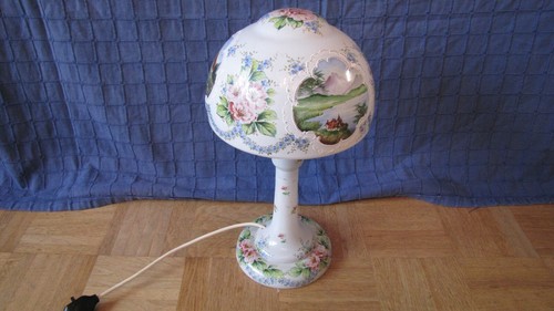 Antike handbemalte pilzlampe - ,