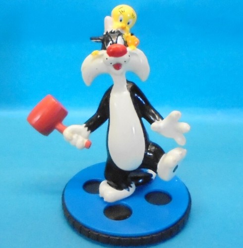 Sylvester home tweet - tweet,