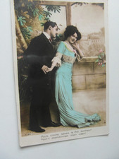 Künstler AK  Spruch,Paar,Fotoleinwand:Häuser,Mauer,Pflanzen    gel.1911