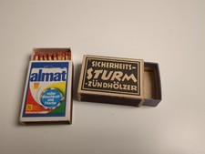 Zwei alte