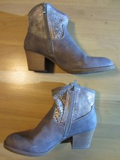 Damen Stiefeletten, Gr. 41, Rieker, Grau, hoher Absatz, mit Schrammen