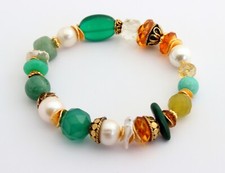 Wunderschöne Feine Edelstein Armband mit vergoldet 925 Silber auf Gummi Bunt