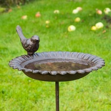 Vogeltränke Vogel Gartendeko