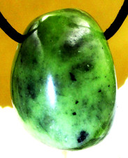 Nephrit   XL  TROPFEN