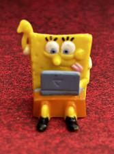 SpongeBob sitzt am Tablet