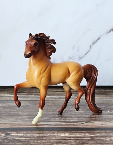 Vintage 1999 breyer - vintage,