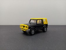 Siku 1072  Suzuki SJ 413 schwarz / gelb Modellauto/Spielzeugauto