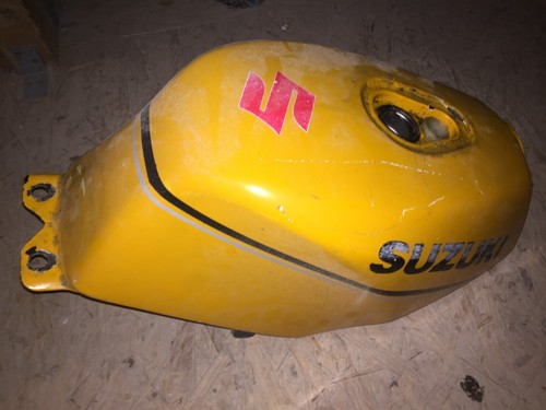 Suzuki gamma benzintank - suzuki, rg
