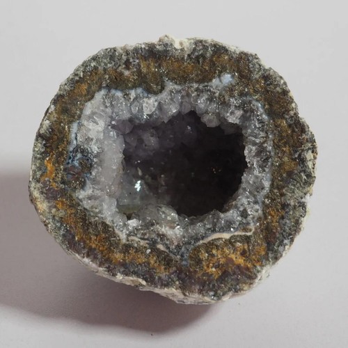 Amethyst geode druse 226g - druse,