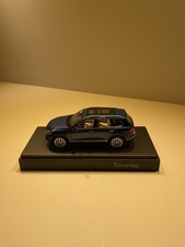 VW Touareg 2015 Blau Metall