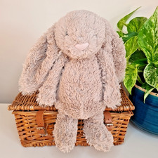 Jellycat Medium Bashful Beige