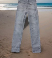 7) Schöne Hellgraue Jeans V. Cambio Jeans Gr. 36 PIPER Short. 