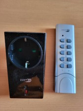Funksteckdose schwarz mit Fernbedienung für innen