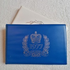 2 ALBEN  BRIEFMARKEN