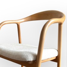 Esszimmerstuhl aus Holz mit