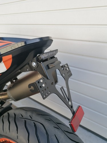 Kurzer kennzeichenhalter evo - kurzer,