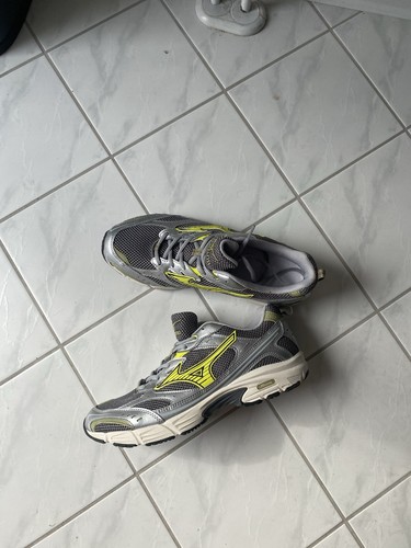 Mizuno wave rider - mizuno,