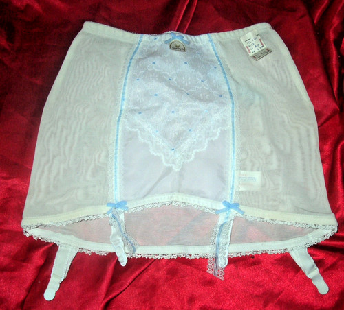 Rar vintage triumph jolly girl - rar,