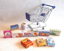 EINKAUFSWAGEN und LEBENSMITTEL SCHÄCHTELCHEN für den KAUFMANNSLADEN